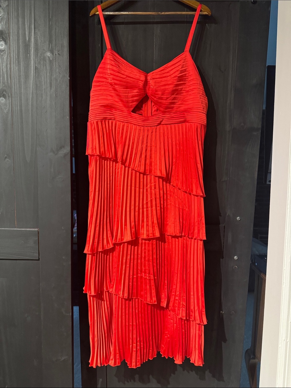 Abercrombie & Fitch Red Giselle Pleated Maxi Dress